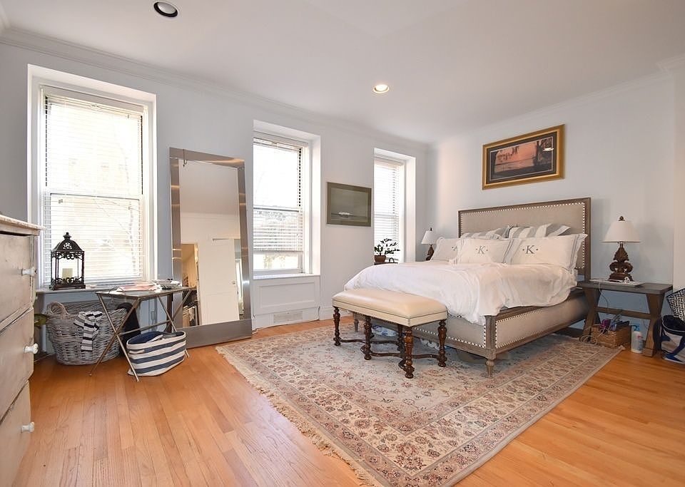 1st image of 1065 Madison Ave APT 4
