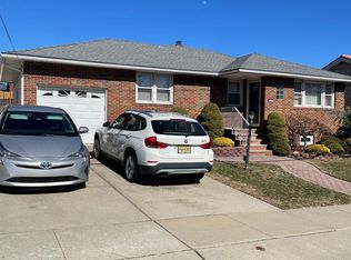 17 Arn Ter, Secaucus, NJ 07094