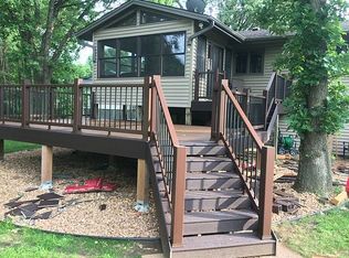 8389 Groveland Ct, Mounds View, MN 55112