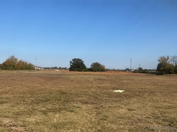 17789 Rogers Ln, Spiro, OK 74959