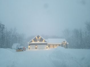 6073 Lake Pleasant Rd, Erie, PA 16509