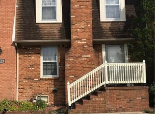 726 Lord Dunmore Dr, Virginia Beach, VA 23464