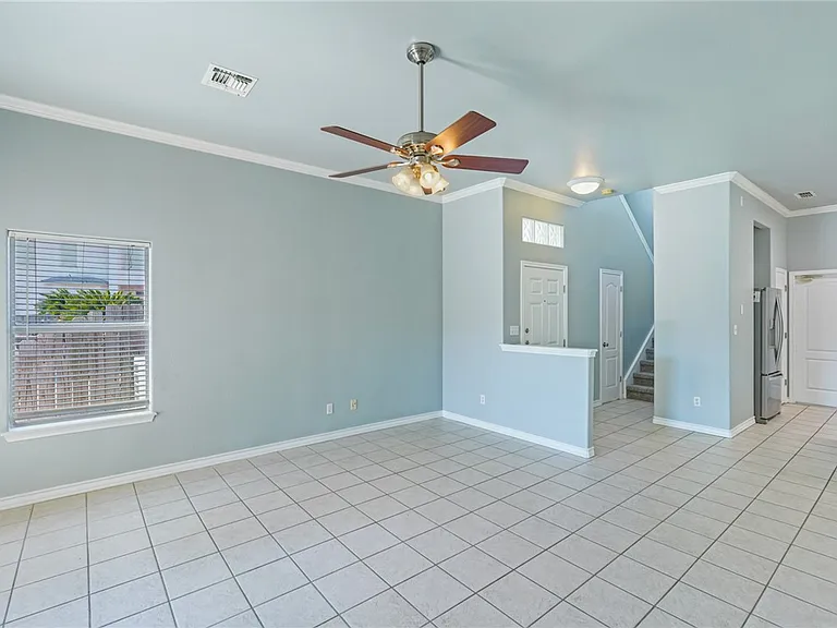 15410 Grass Cay Ct — Photo 16