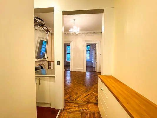 Rented by Bien Realty Ltd | media 45