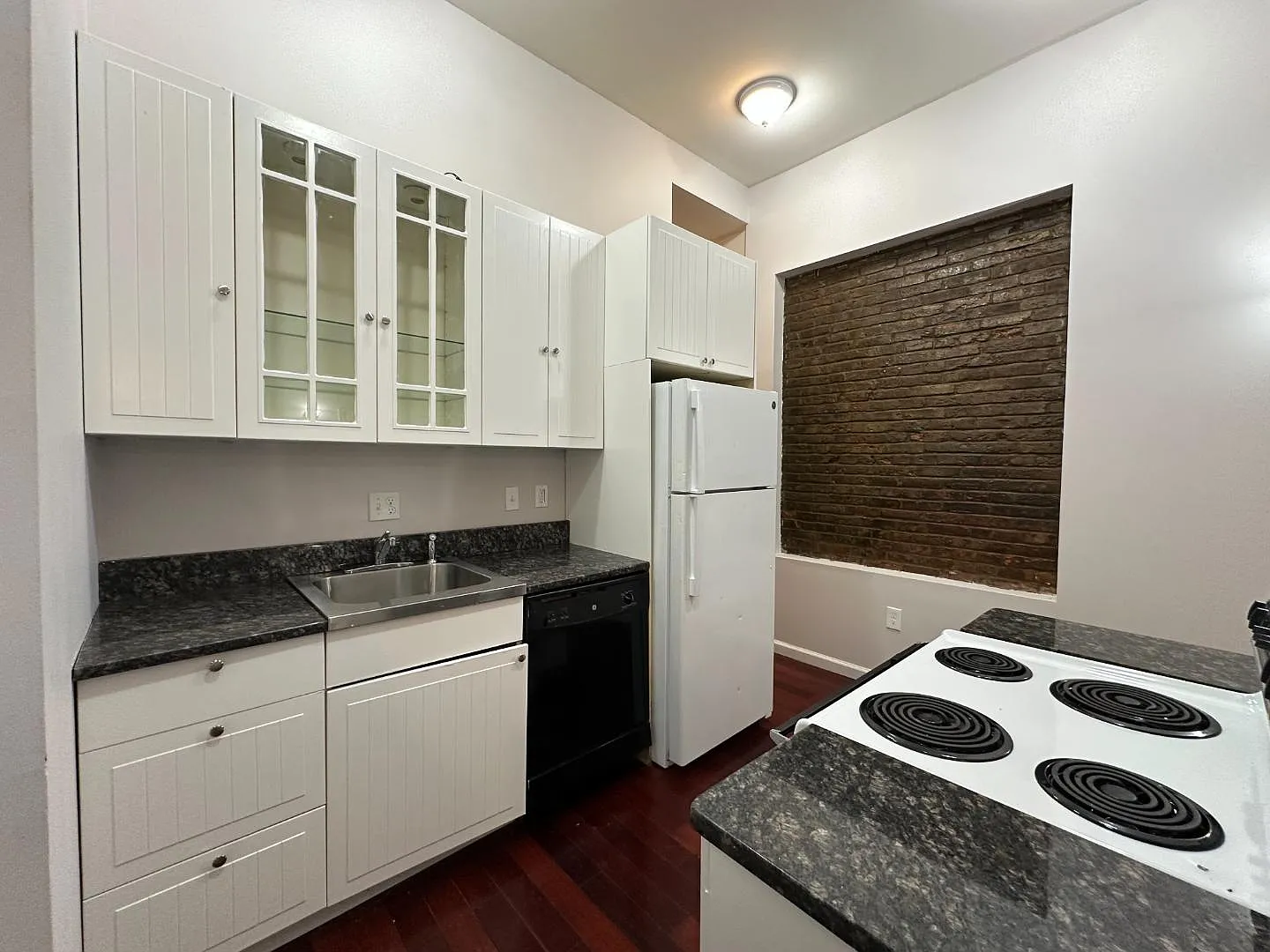 2215 Eutaw Pl - Unit 2 — Photo 3