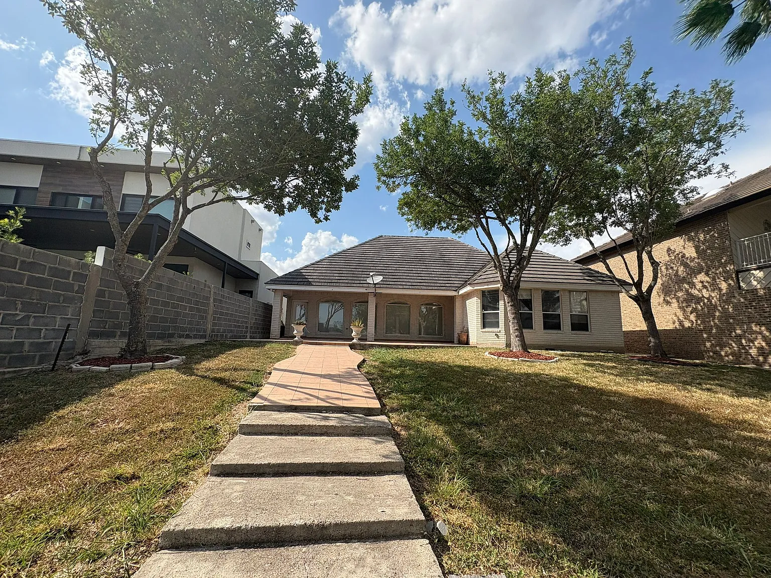 210 Rio Grande Drive - 1 — Photo 4