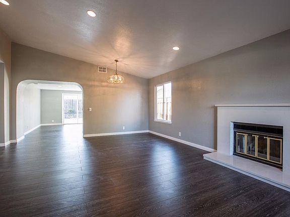3rd image of 8539 Kelton Dr