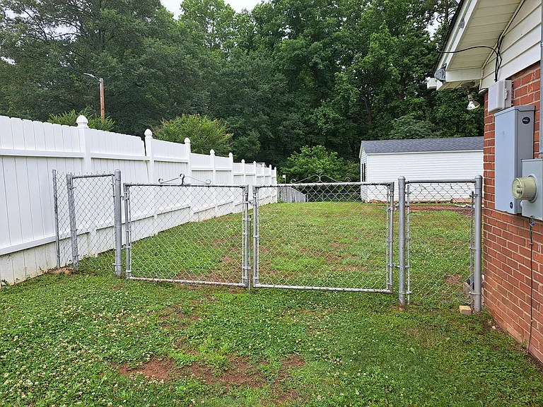 705 Bridge Rd — Photo 12