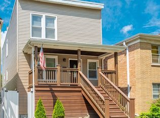 913 Ferdinand Ave, Forest Park, IL