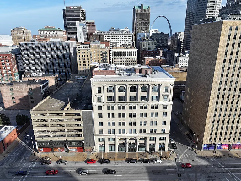 Front Page Lofts — Photo 13