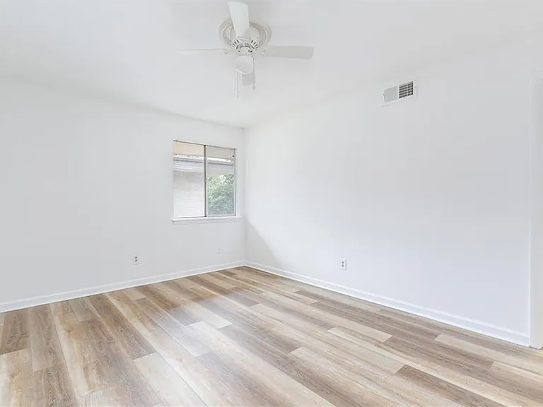 346 Carpenter Dr #20 — Photo 38