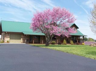 1116 Lake Ridge Dr, Dandridge, TN 37725