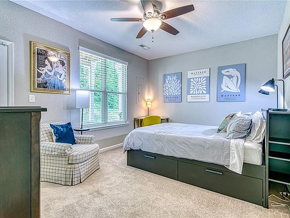 4th image of 106 Prosperity Ct