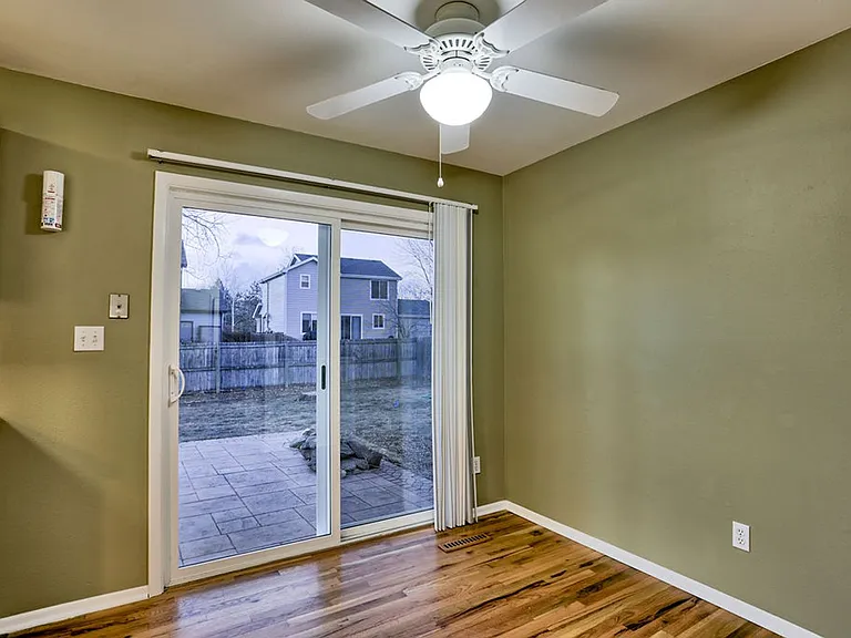 1137 Timber Ln — Photo 16