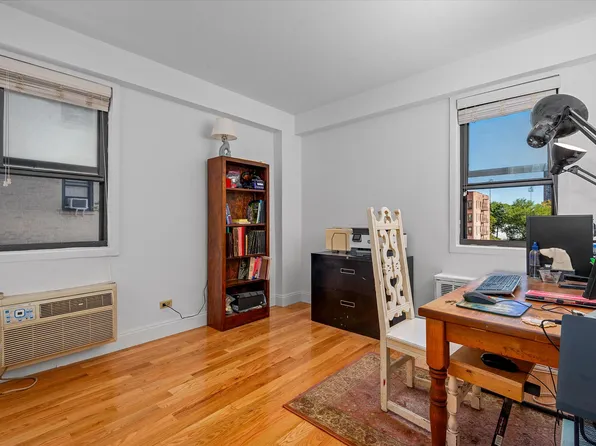 579 West 215th Street image 11 of 29