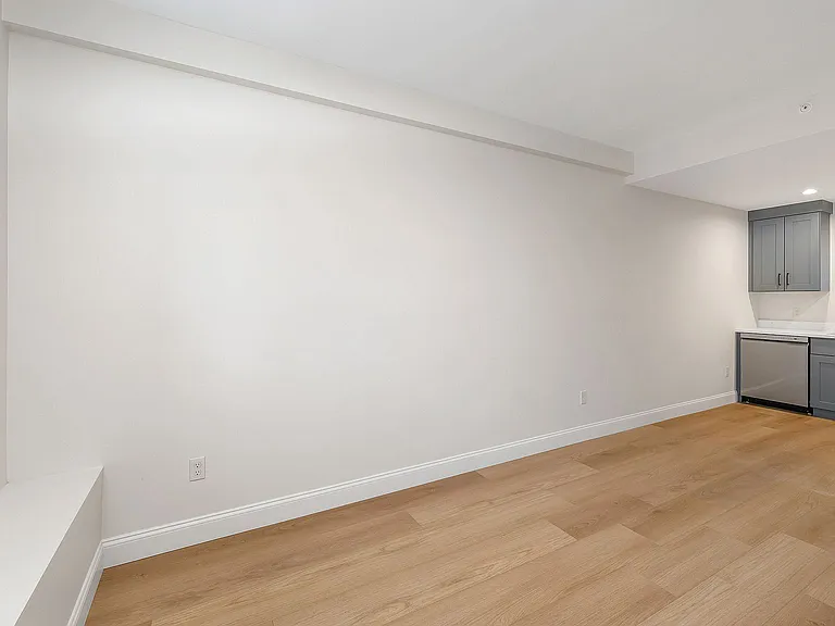 177 N Main St #LL02 — Photo 12