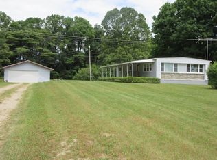 25782 18th Ave, Gobles, MI 49055