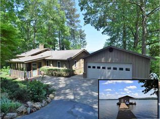 431 Point Of Pnes, Guntersville, AL 35976