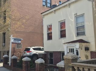 2811 43rd St, Astoria, NY 11103