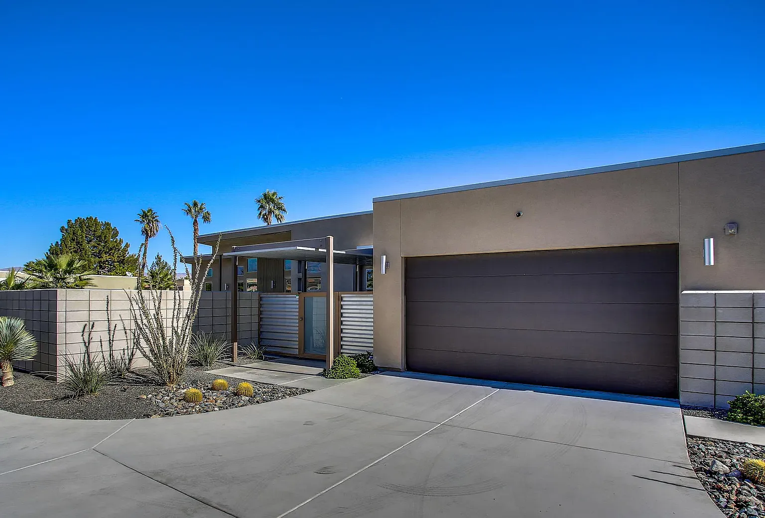 3 bed, 2188 sqft, $5,500 — Photo 2