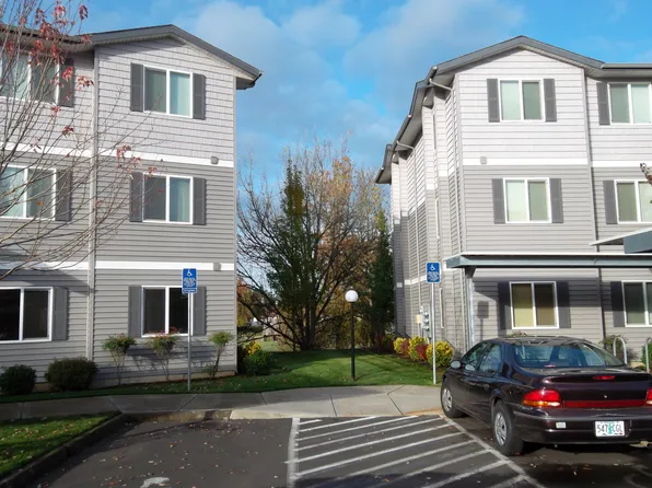 Boulder Creek Apartments