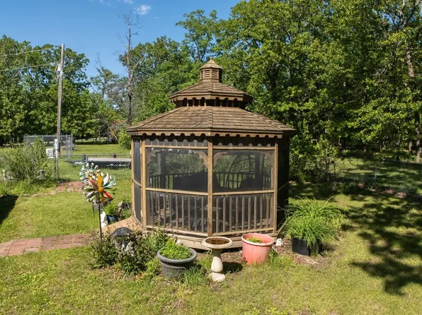 7400 NE 1051 Private Rd, Lowry City, MO 64763