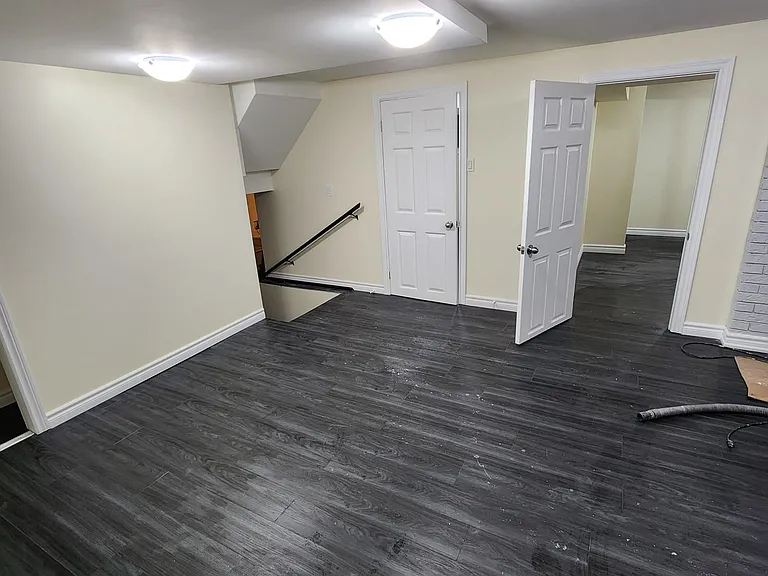 2200 Kawartha Heights Blvd #BASEMENT — Photo 2