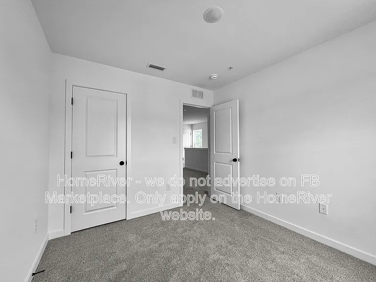 228 Clement Loop — Photo 21