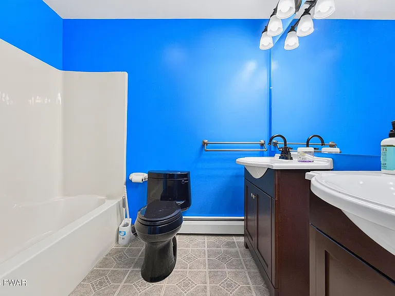 115 Blackberry Dr — Photo 36