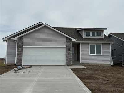 505 Fireside Dr NW, Bondurant, IA, 50035
