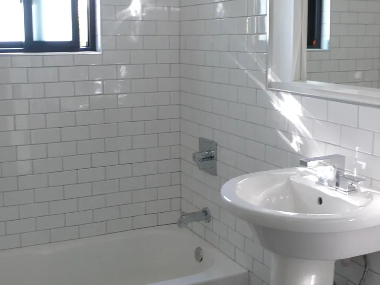 754 N Avenue 66 — Photo 12