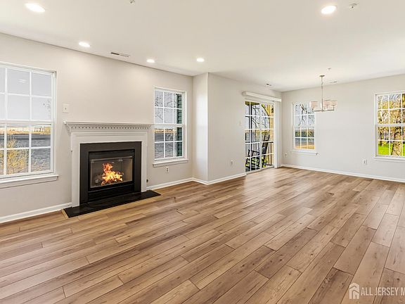 5th image of 5210 Riverfront Dr