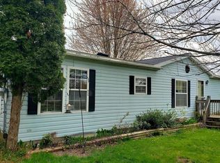 9478 N Pingree Rd, Alma, MI 48801