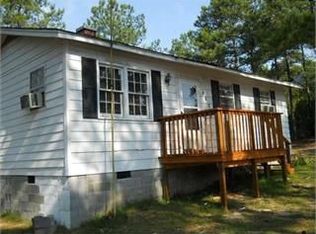 210 Della Dr, Raeford, NC 28376