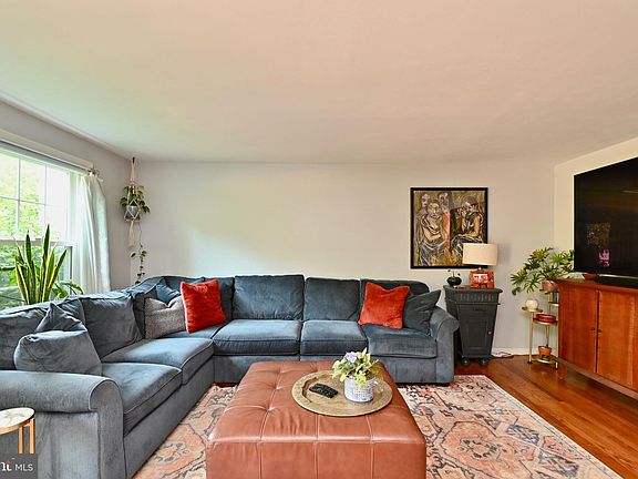 5th image of 6653 Rockleigh Way