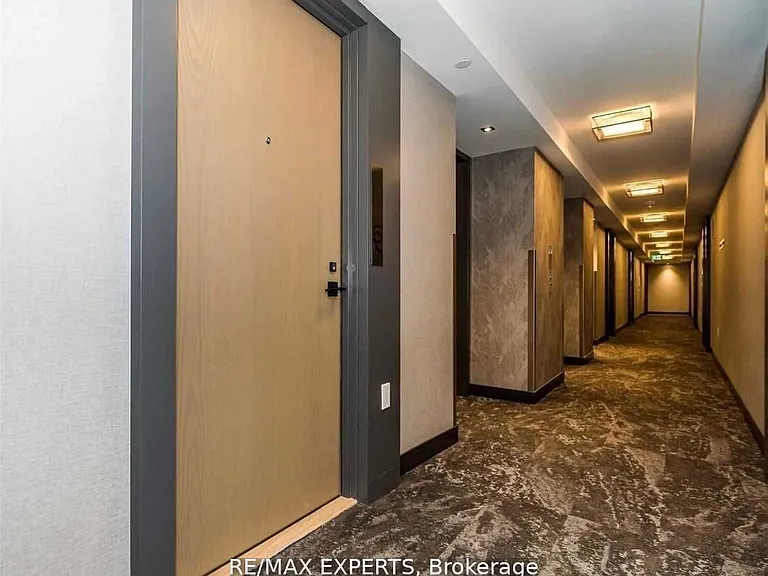 225 Village Green Sq #701 — Photo 2
