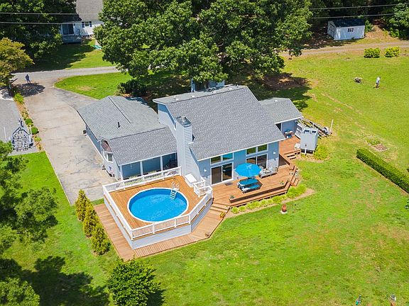 2nd image of 132 Ferry View Dr