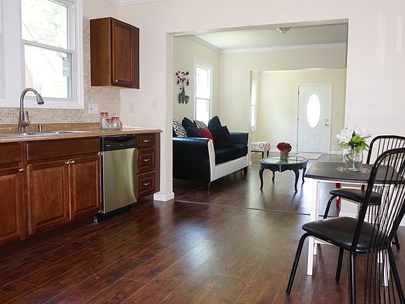 4th image of 2910 Saint Mihiel Ave