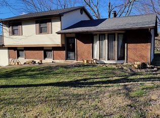 18280 Wallis Dr, Sainte Genevieve, MO 63670