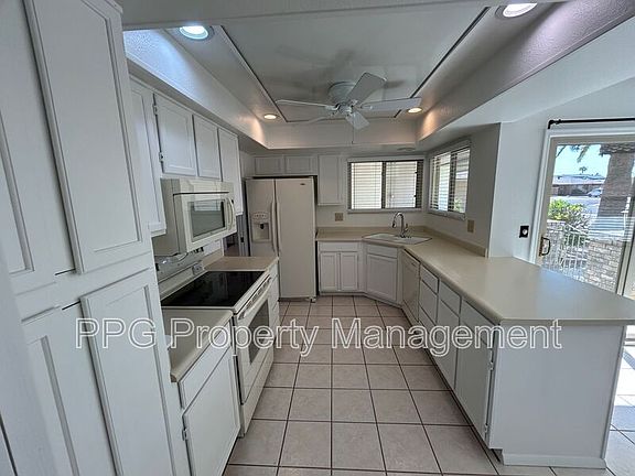 4th image of 12606 W Foxfire Dr