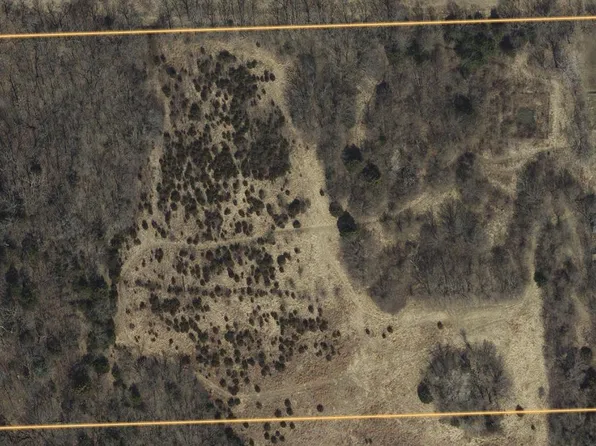 273 N 2150th Rd, Lecompton, KS 66050