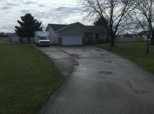 7494 Richardson Rd, Groveport, OH 43125