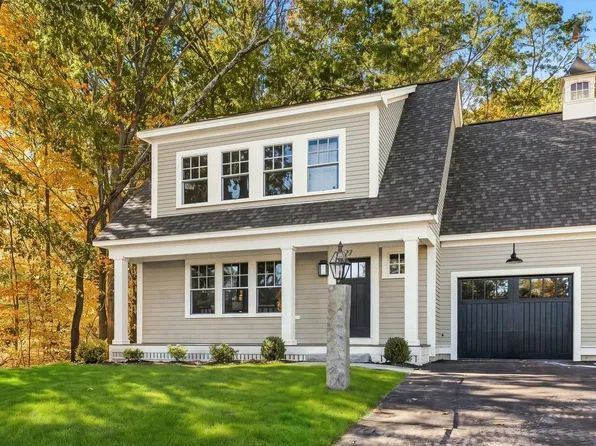 27 Union Street Ext #A, Merrimac, MA 01860