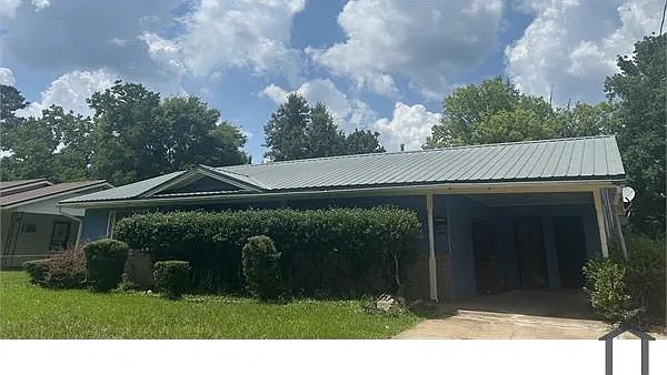 3 bed, 1946 sqft, $1,500 — Photo 1