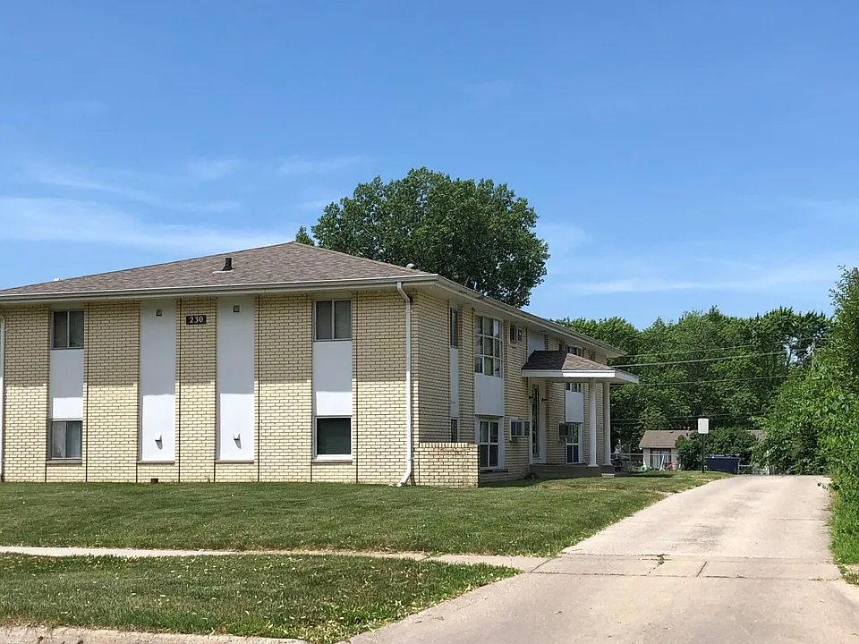 230 NW College Ave