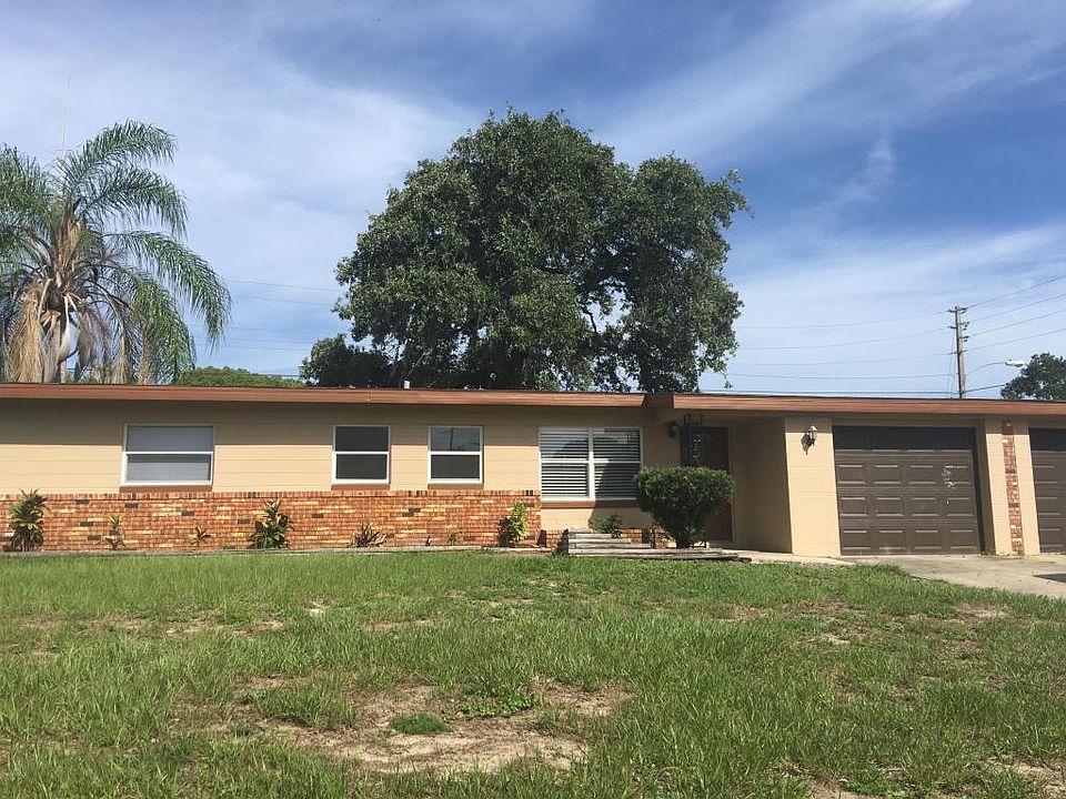 1st image of 1560 Country Ln