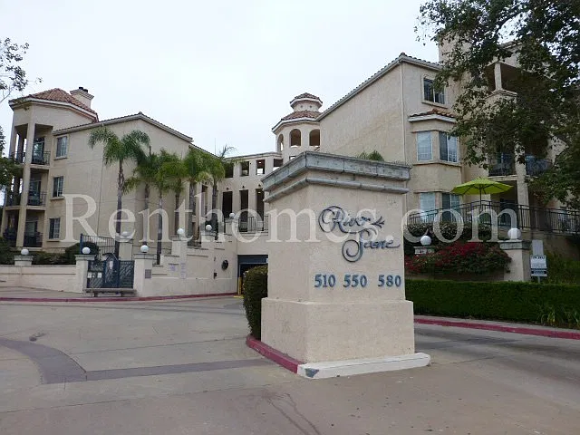580 Camino De La Reina #126
