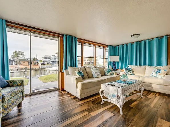 4049 Gulfview Dr, Hernando Beach, FL 34607