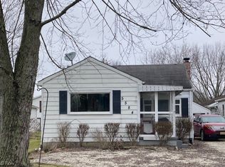 5584 Charleston Rd, Newton Falls, OH 44444