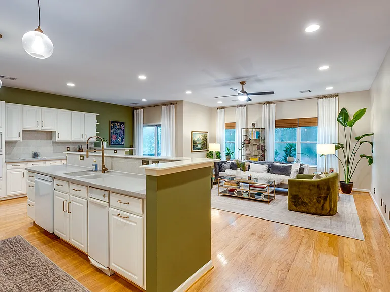 317 Deep Woods Cir — Photo 24